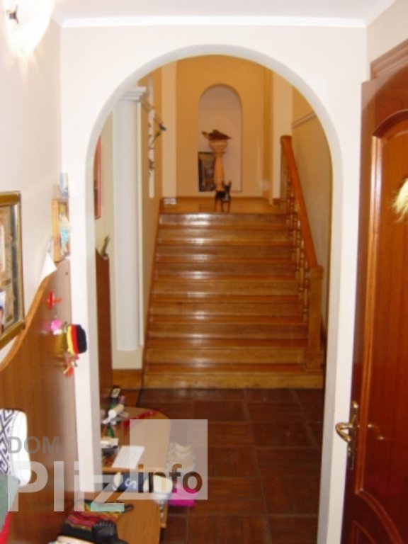 Продається 5-кімнатна квартира 190 000$(1 022 за м2) id 5242175 Dom.pliz.info изображение 5