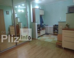 Продається 4-кімнатна квартира