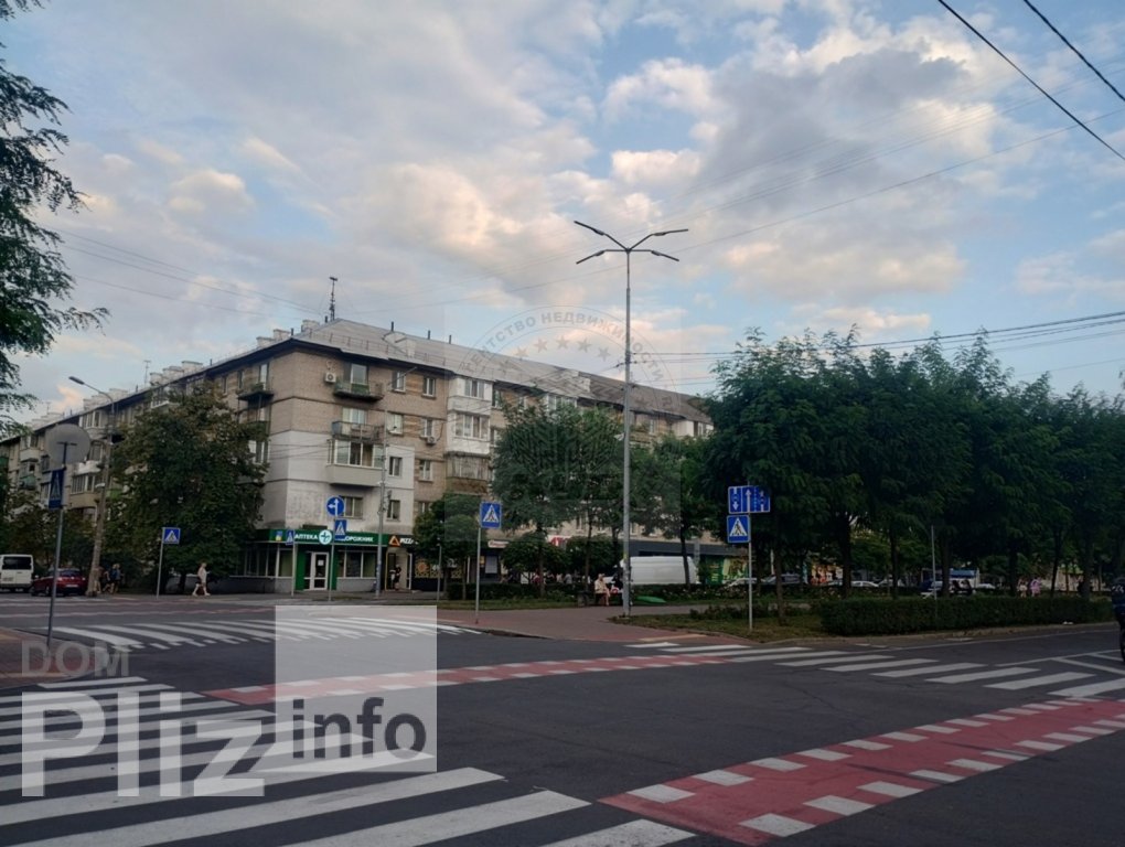 Продам 3-комнатную квартиру 55 900$(981 за м2) id 5242684 Dom.pliz.info изображение 19